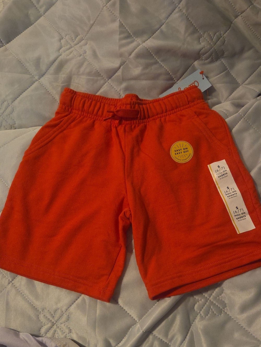 Kids Red Pull-On Shorts S 6/7